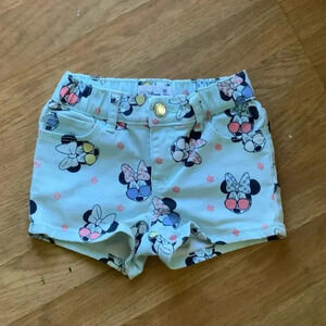 Baby Gap x Disney sunglass Minnie Mouse all over print girls shorts, size 4